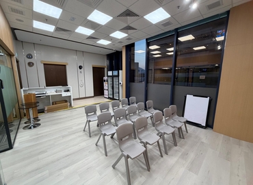 100 m² Business park in Tsim Sha Tsui , Nathan Road 200號 (000) - 7 | MatchOffice