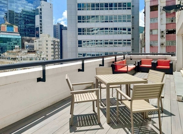 Business center 77 Leighton Road, Leighton Centre,20th Floor 0 Wan Chai