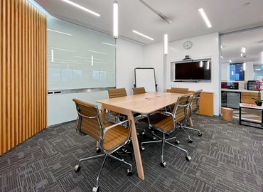 Business center 66/F, The Center,99 Queen's Road Central 0 Sai Kung