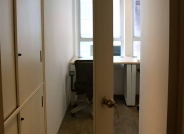 160 m² Business center place up for rent in Central, Hong Kong, 8A Winning Centre 46-48 Wyndham Street (%[postal_code]) - 2 | MatchOffice.com