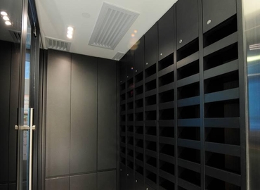 Business center 10/F, Dawning House145 Connaught Road CentralSheung Wan   Central, Hong Kong