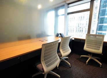 Business center 10/F, Dawning House145 Connaught Road CentralSheung Wan   Central, Hong Kong