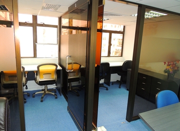 150 m² Business space building available to rent in Sheung Wan, unit 10 (%[postal_code]) - 0 | MatchOffice
