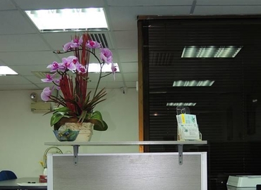 Business center unit 10, 8/F, Wayson Commercial Building, no 28, Connaught Road West, Sheung Wan  Sheung Wan