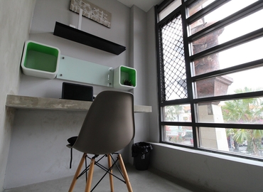 72 m² Business space place for rent in Bali, Istana Kuta Galeria Blok BW No. 3A (80361) - 0 | MatchOffice.com