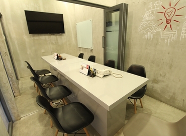 72 m² Business space building for rent in Bali, Istana Kuta Galeria Blok BW No. 3A (80361) - 4 | MatchOffice.com