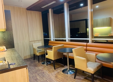 Virtual business address in Jakarta South, AXA Tower 36th floor Kuningan City (12940) - 5 | MatchOffice.com