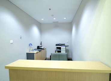 41 m² Business space in Jakarta Golden Triangle, Jalan Asia Afrika 8 (10270) - 23 | MatchOffice.com