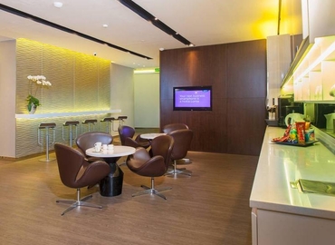 200 m² Serviced office in Jakarta CBD, AXA Tower 45th fl (12940) - 4 | MatchOffice.com