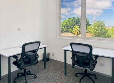 10 m² Co-working  in Surabaya, Jl. Biliton No.43 (60281) - 12 | MatchOffice.com