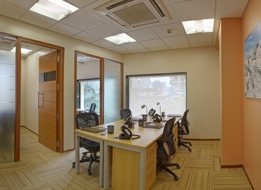 1500 m² Business center in Mumbai Central, Empire Complex (400013) - 13 | MatchOffice.com