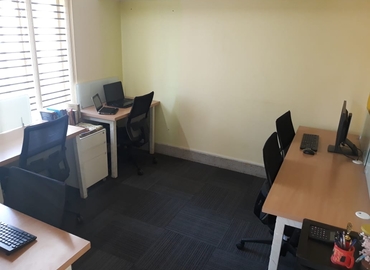Join comfortable a 800 m² Co-working  in Bangalore Central, No.362 1st F Main 2 nd Floor (560095) - 3 | MatchOffice.com