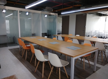 30 m² Conference room in Mumbai Central, New Link Road (400064) - 5 | MatchOffice