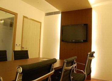 Rent a 30 m² Conference space in Noida, 3B (201301) - 3 | MatchOffice.com