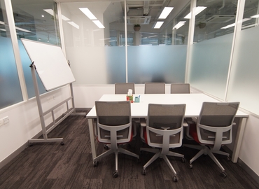 Rent a 30 m² Conference room in Pune, Senapati Bapat Rd 30 (411016) - 6 | MatchOffice.com