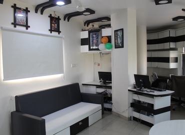 1000 m² Business center building for rent in Vadodara, 314-315 The Kalp Business Hub (390018) - 2 | MatchOffice.com