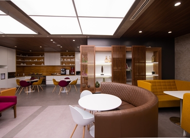 Rent a 30 m² Conference space in Bangalore Central,  Level 11 (560001) - 3 | MatchOffice.com