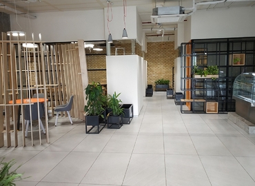 50 m² Business space in Mumbai Central, Mumbai Trade Centre (400051) - 2 | MatchOffice