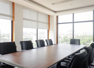 180 m² Business center in New Delhi, 1st Floor (110001) - 2 | MatchOffice.com