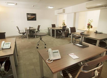 30 m² Shared office  in Mumbai Central, Ismail Building (400001) - 2 | MatchOffice.com