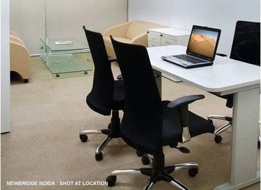 100 m² Shared office  in Noida, 1st & 2nd Floor (201301) - 2 | MatchOffice