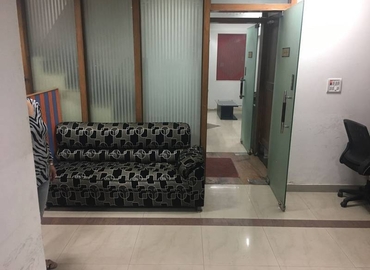 1200 m² Coworking  in Noida, K-23 Pearl Plaza Sector-18 Noida (201012) - 3 | MatchOffice.com