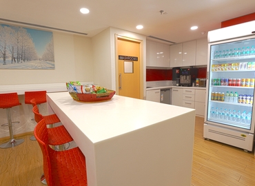 Rent flexible a 800 m² Coworking space  in Mumbai Central, The Empire Business Centre Fulcrum (400059) - 13 | MatchOffice.com