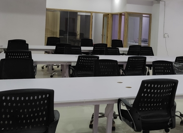Join suitable a 1000 m² Coworking  in New Delhi,  RZ (110045) - 3 | MatchOffice