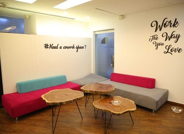 500 m² Co-working  in Gurgaon, Gold Souk Mall  (122002) - 2 | MatchOffice