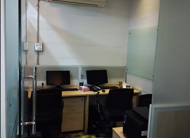 146 m² Business center building available to rent in New Delhi, 111 (110001) - 0 | MatchOffice.com