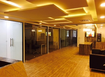 Explore comfortable a 250 m² Shared office  in Chandigarh, SCO No 156-157 (160009) - 5 | MatchOffice.com