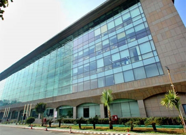 200 m² Business center property up for rent in New Delhi, Southern Park D 2 (110017) - 0 | MatchOffice