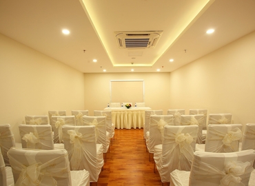 70 m² Conference room in Kochi, Building NH47 Bypass Rd (682304) - 1 | MatchOffice.com