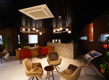 1560 m² Serviced office building available to rent in Gurgaon, First India Place (122002) - 8 | MatchOffice