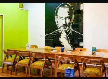 100 m² Coworking space  in Gurgaon, DLF Galleria Road (122002) - 4 | MatchOffice.com