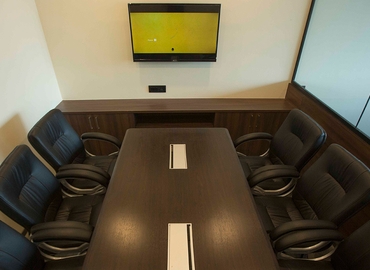 40 m² Co-working  in Mumbai Central, Senapati Bapat Marg 2 (400013) - 1 | MatchOffice