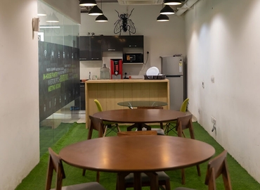40 m² Co-working  in Faridabad, Golf Course Road (122009) - 2 | MatchOffice