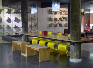 40 m² Shared workspace  in Lucknow, 2/42 (226010) - 0 | MatchOffice.com