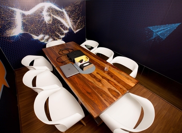 10 m² Co-working  in Bangalore Central, Brigade IRV Centre (560066) - 3 | MatchOffice.com