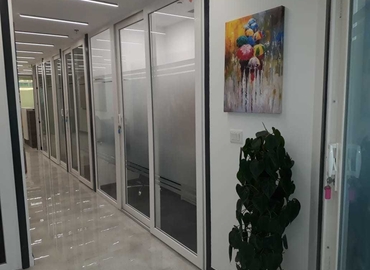 70 m² Business space building for rent in New Delhi, C585 (110024) - 1 | MatchOffice