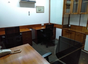 220 m² Business space building up for rent in New Delhi, 21 (110019) - 0 | MatchOffice.com