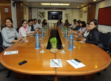 Choose a 200 m² Meeting room in New Delhi, Building no. 21 (110019) - 12 | MatchOffice.com