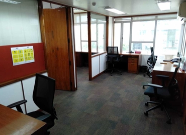 190 m² Business center property for rent in New Delhi, Building No. 21 (110019) - 13 | MatchOffice.com