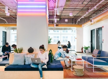 40 m² Serviced office place up for rent in Bangalore Central, 246 (122022) - 1 | MatchOffice.com