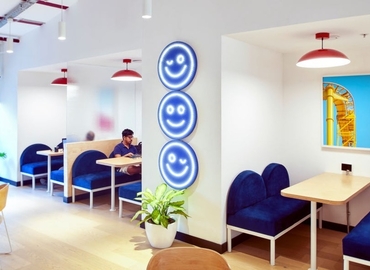 40 m² Serviced office place available to rent in Bangalore Central, Udyog Vihar 51 (201306) - 3 | MatchOffice.com