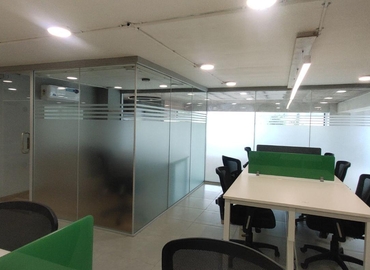 Rent suitable a 700 m² Coworking  in Bangalore Central, 683 (560078) - 4 | MatchOffice.com