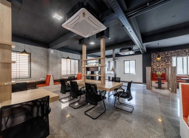 1400 m² Business center place for rent in Bangalore Central, 16th Main Road 684 (560041) - 5 | MatchOffice.com