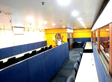 40 m² Coworking space  in New Delhi, C Block Road (201301) - 10 | MatchOffice.com