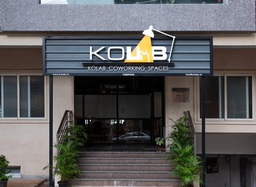 Explore comfortable a 2000 m² Coworking  in Bangalore Central, 16th Main Road (560041) - 4 | MatchOffice.com