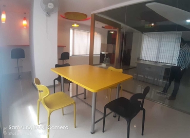 Join flexible a 30 m² Co-working  in Bangalore Central, 24th Main Rd (560078) - 6 | MatchOffice.com